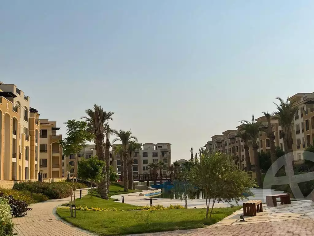 https://aqarmap.com.eg/en/listing/6234128-for-sale-cairo-new-cairo-compounds-stwn-ryzydns-by-ar-y-llttwyr