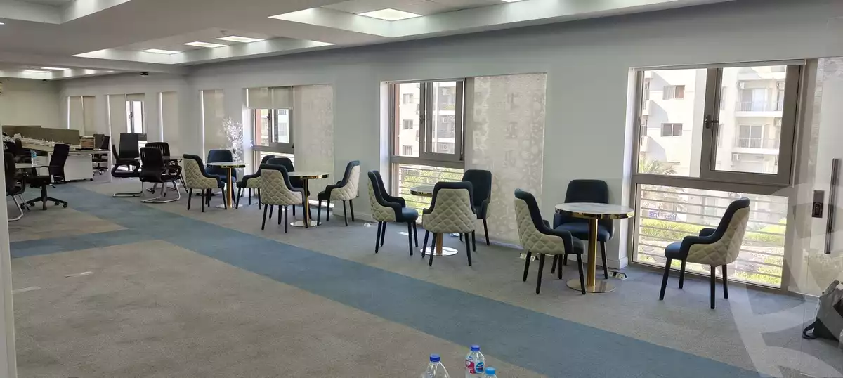 https://aqarmap.com.eg/ar/listing/6237461-for-rent-cairo-el-sheikh-zayed-city-compounds-the-courtyard-mall-dorra