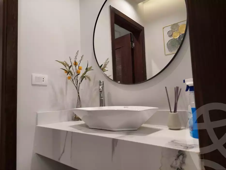 https://aqarmap.com.eg/ar/listing/6237613-for-sale-cairo-new-cairo-madinaty-third-zone-buildings-talaat-moustafa-road