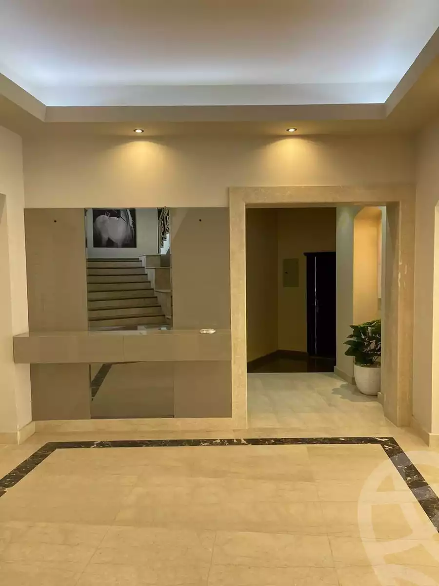 https://aqarmap.com.eg/ar/listing/6237693-for-rent-cairo-el-sheikh-zayed-city-compounds-el-karma-1