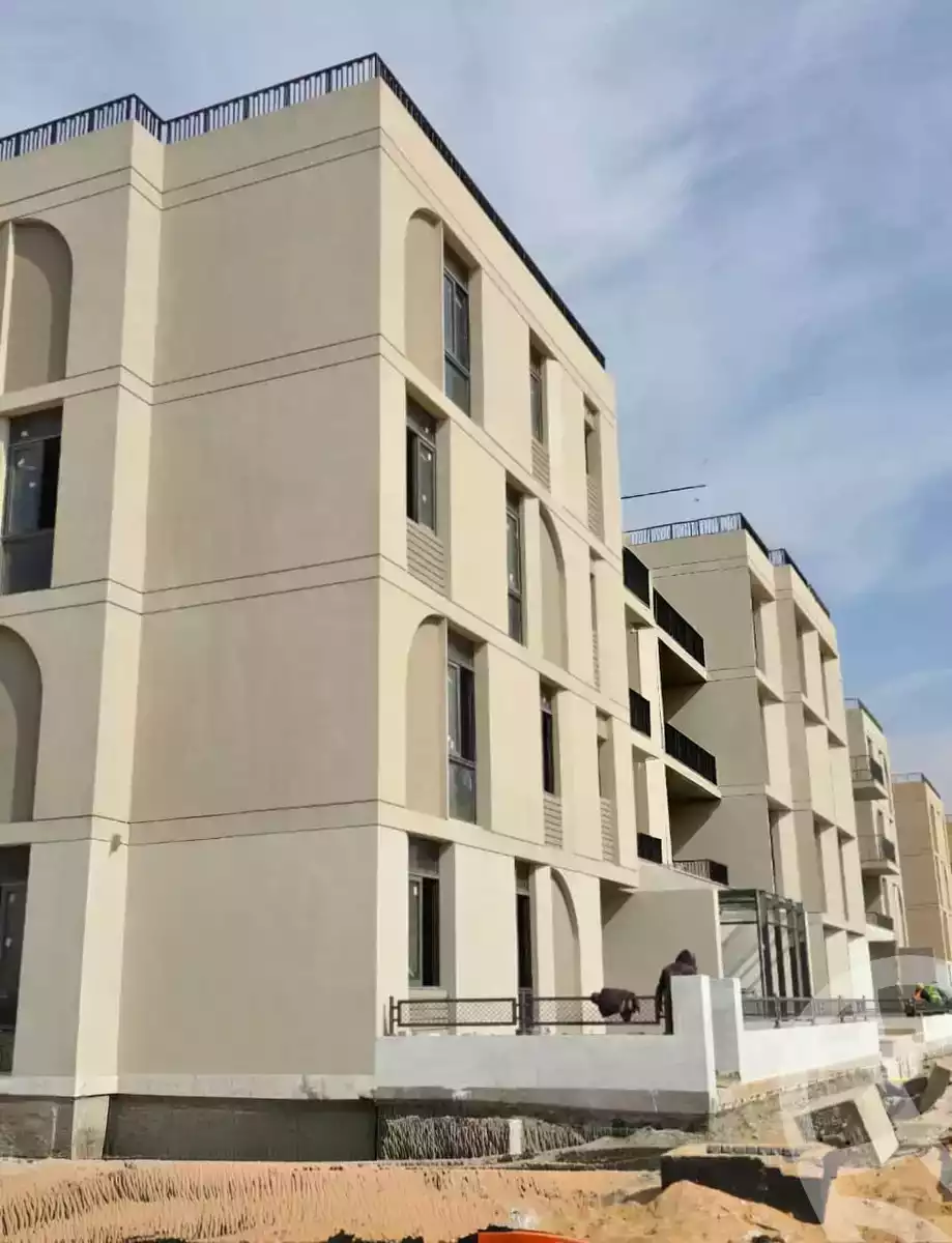 https://aqarmap.com.eg/ar/listing/6237707-for-sale-cairo-el-sheikh-zayed-city-compounds-el-khamayel