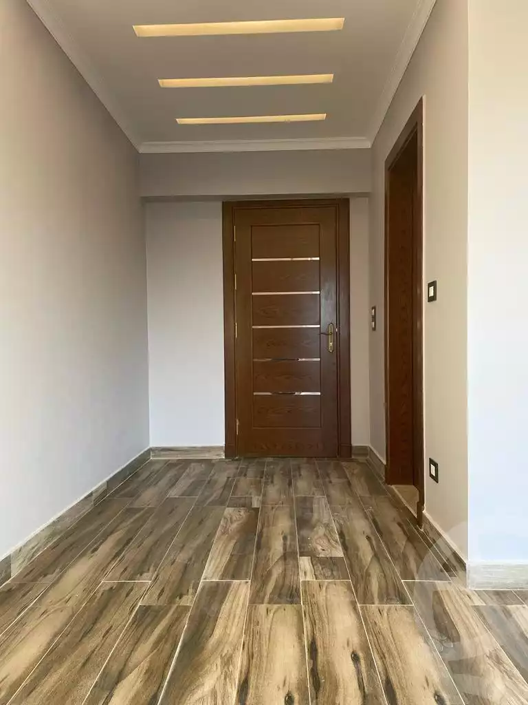 https://aqarmap.com.eg/en/listing/6237791-for-sale-cairo-6th-of-october-compounds-the-crown