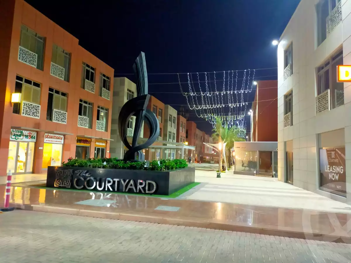 https://aqarmap.com.eg/en/listing/6238081-for-sale-cairo-el-sheikh-zayed-city-compounds-the-courtyard-mall-dorra