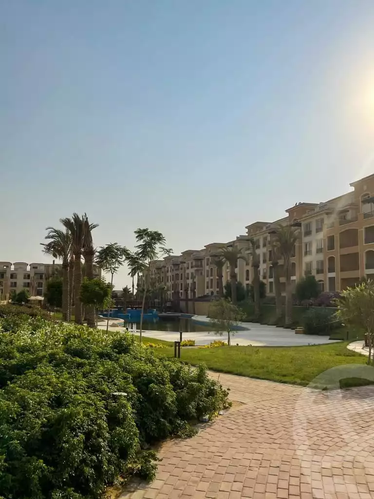 https://aqarmap.com.eg/ar/listing/6238201-for-sale-cairo-new-cairo-compounds-stwn-ryzydns-by-ar-y-llttwyr