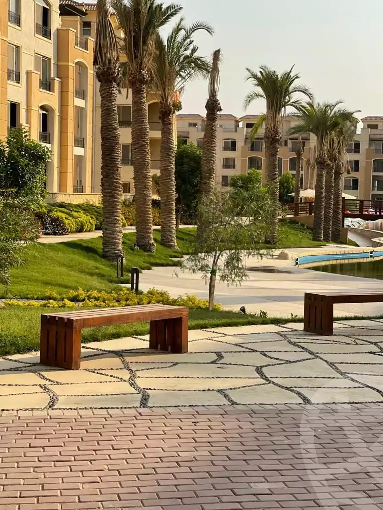 https://aqarmap.com.eg/en/listing/6238209-for-sale-cairo-new-cairo-compounds-stwn-ryzydns-by-ar-y-llttwyr