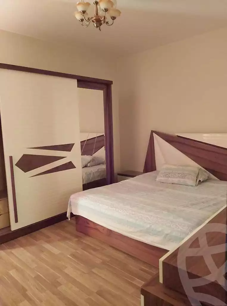 https://aqarmap.com.eg/ar/listing/6238182-for-rent-cairo-el-sheikh-zayed-city-compounds-dh-drys