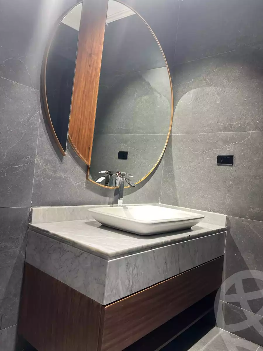 https://aqarmap.com.eg/ar/listing/6238535-for-sale-cairo-el-sheikh-zayed-city-compounds-beverly-hills