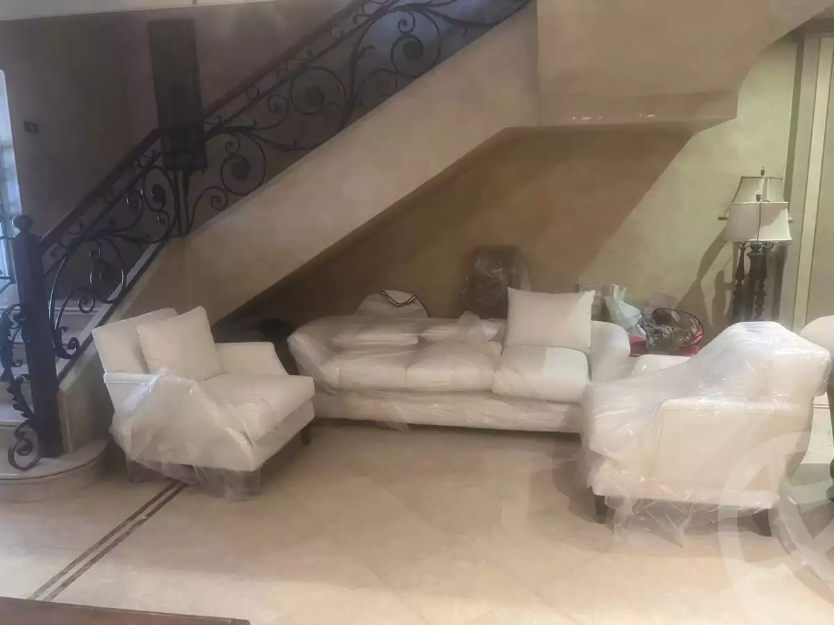 https://aqarmap.com.eg/en/listing/6239008-for-sale-cairo-el-sheikh-zayed-city-compounds-zayed-2000