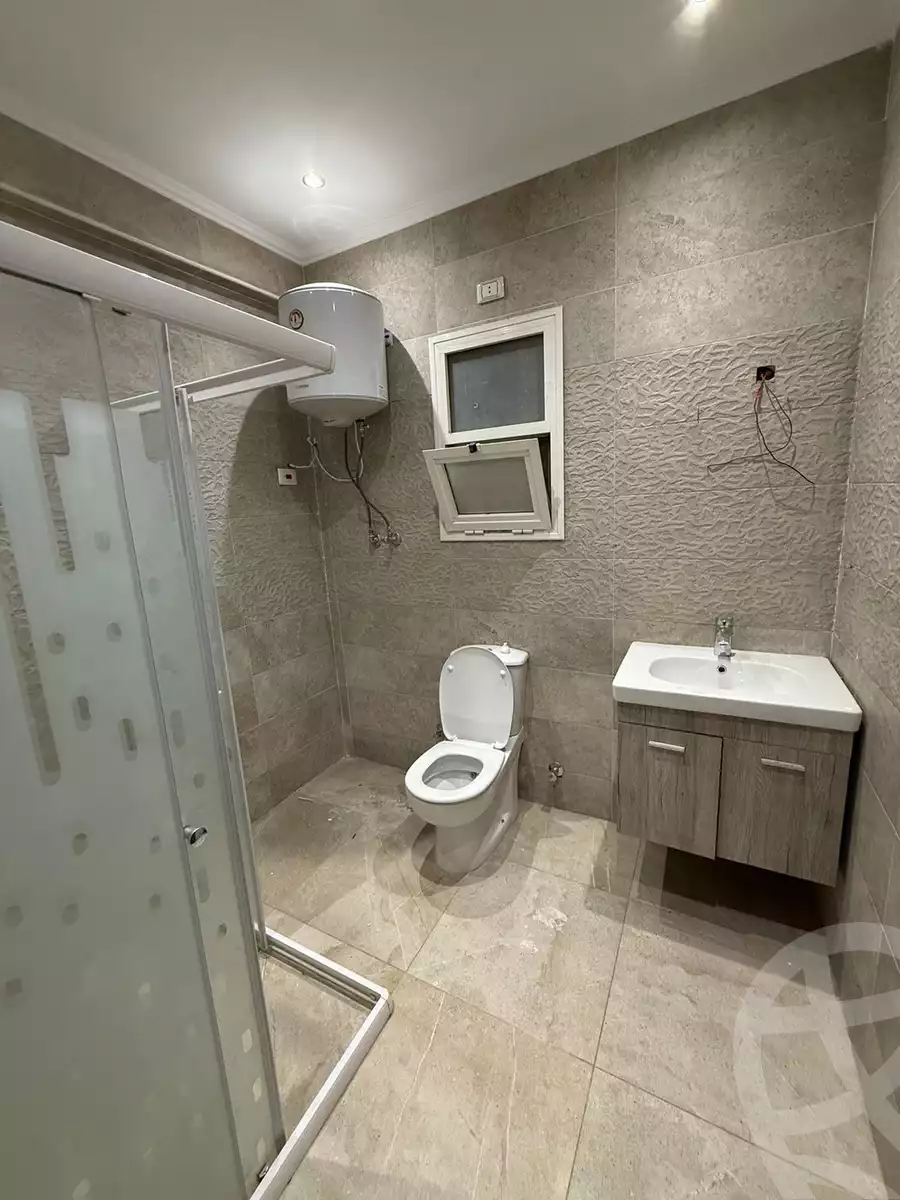 https://aqarmap.com.eg/en/listing/6239135-for-rent-cairo-new-cairo-compounds-hyde-park-centre-ville-hyde-park
