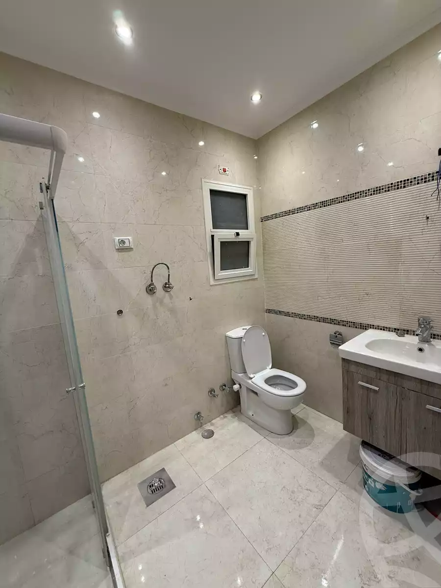https://aqarmap.com.eg/en/listing/6239150-for-rent-cairo-new-cairo-compounds-hyde-park-centre-ville-hyde-park