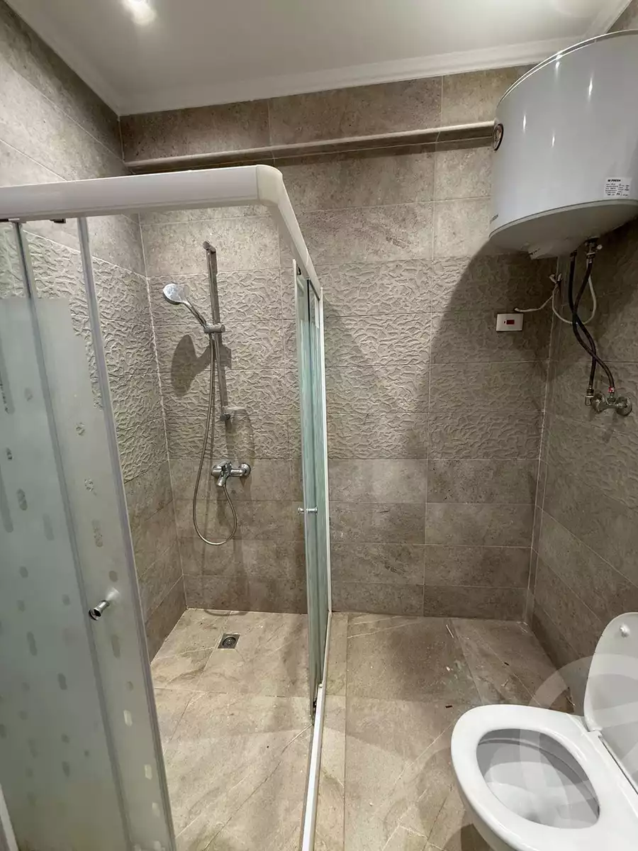 https://aqarmap.com.eg/en/listing/6239150-for-rent-cairo-new-cairo-compounds-hyde-park-centre-ville-hyde-park
