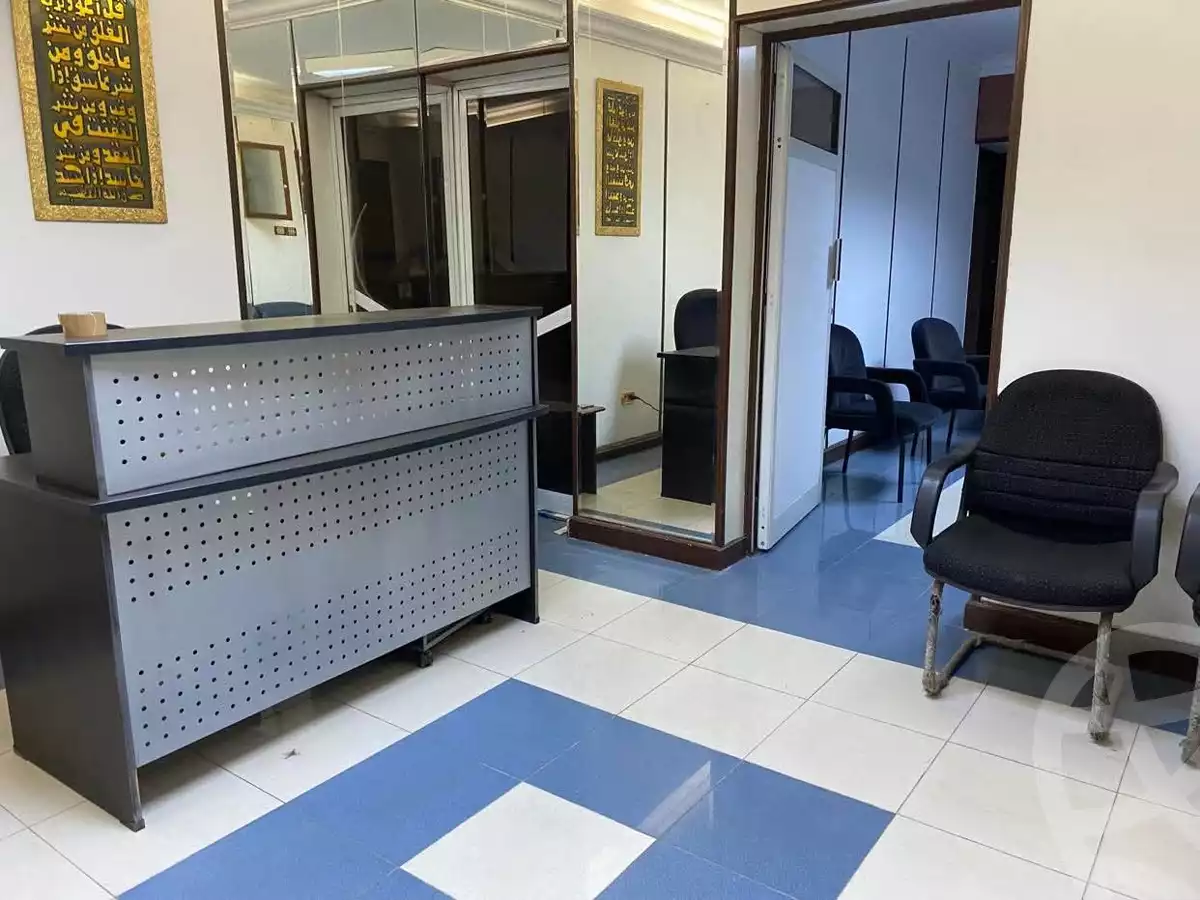 https://aqarmap.com.eg/ar/listing/5844775-for-sale-cairo-ljyz-shareaa-morad  charel degol