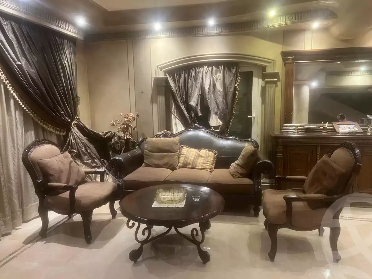 https://aqarmap.com.eg/ar/listing/6241217-for-sale-cairo-el-sheikh-zayed-city-compounds-zayed-2000