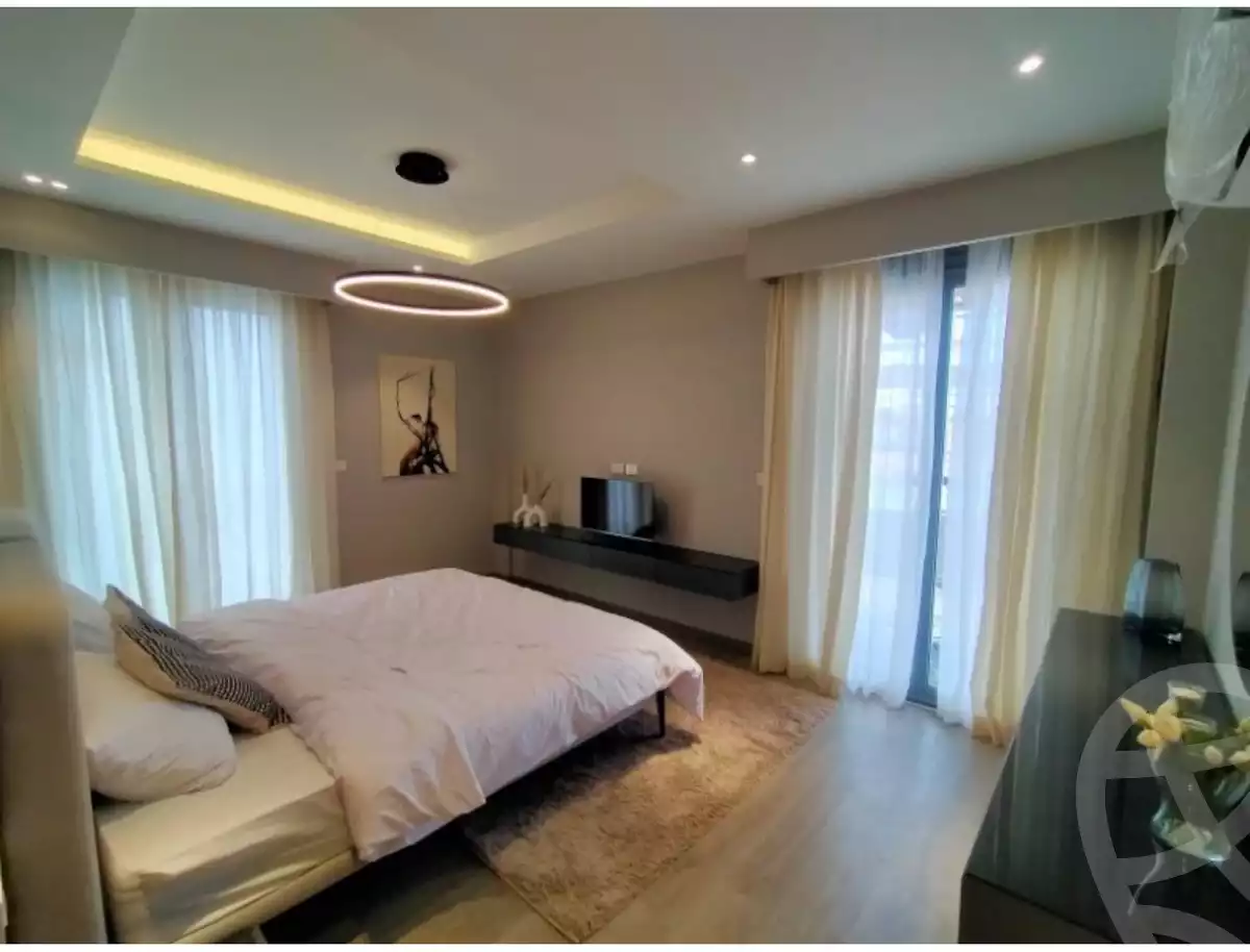 https://aqarmap.com.eg/ar/listing/6241305-for-sale-cairo-el-sheikh-zayed-city-compounds-kmbwnd-fyldj-wyst-dr-llttwyr