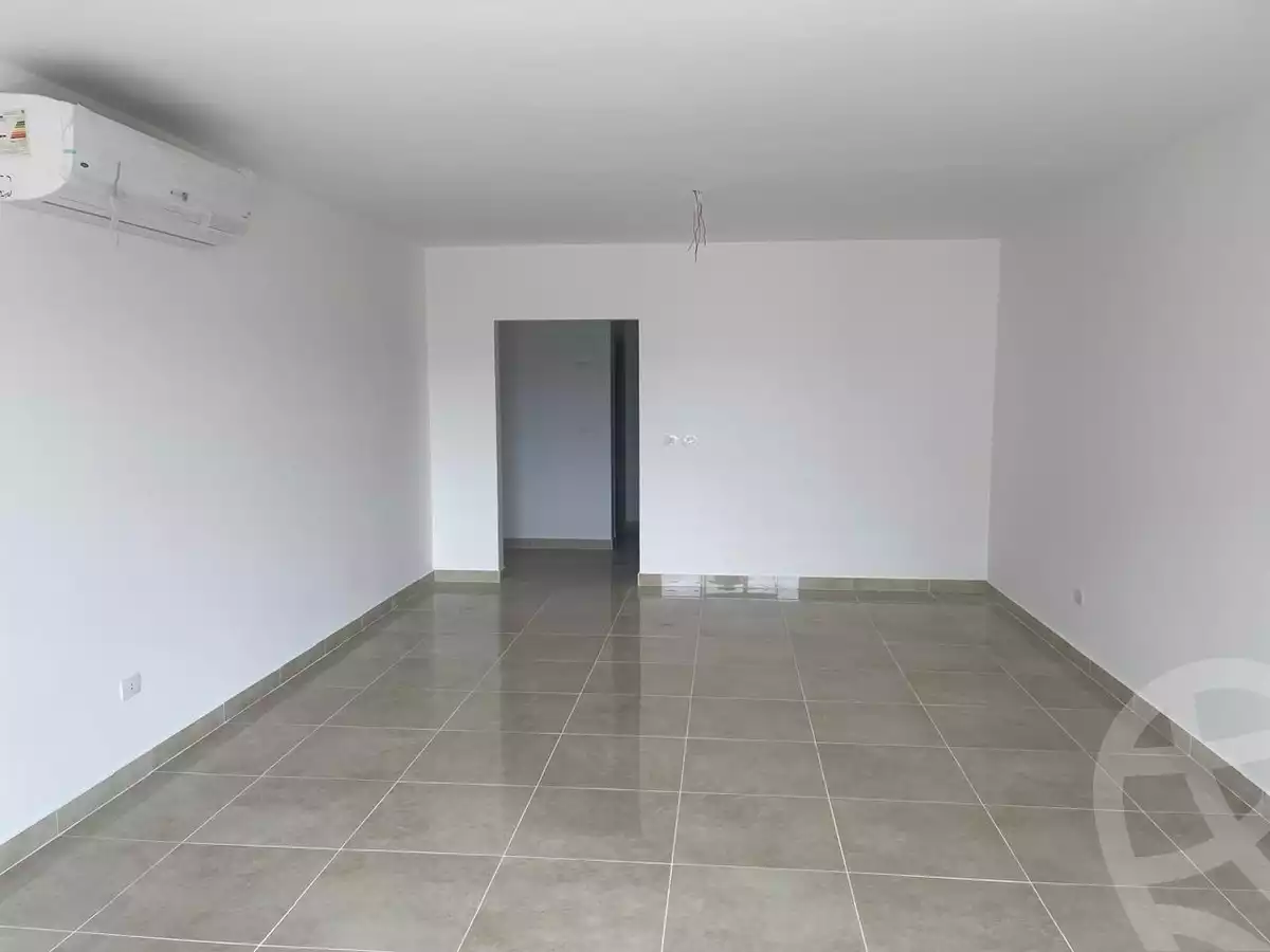 https://aqarmap.com.eg/ar/listing/6241781-for-rent-cairo-new-cairo-compounds-fifth-square
