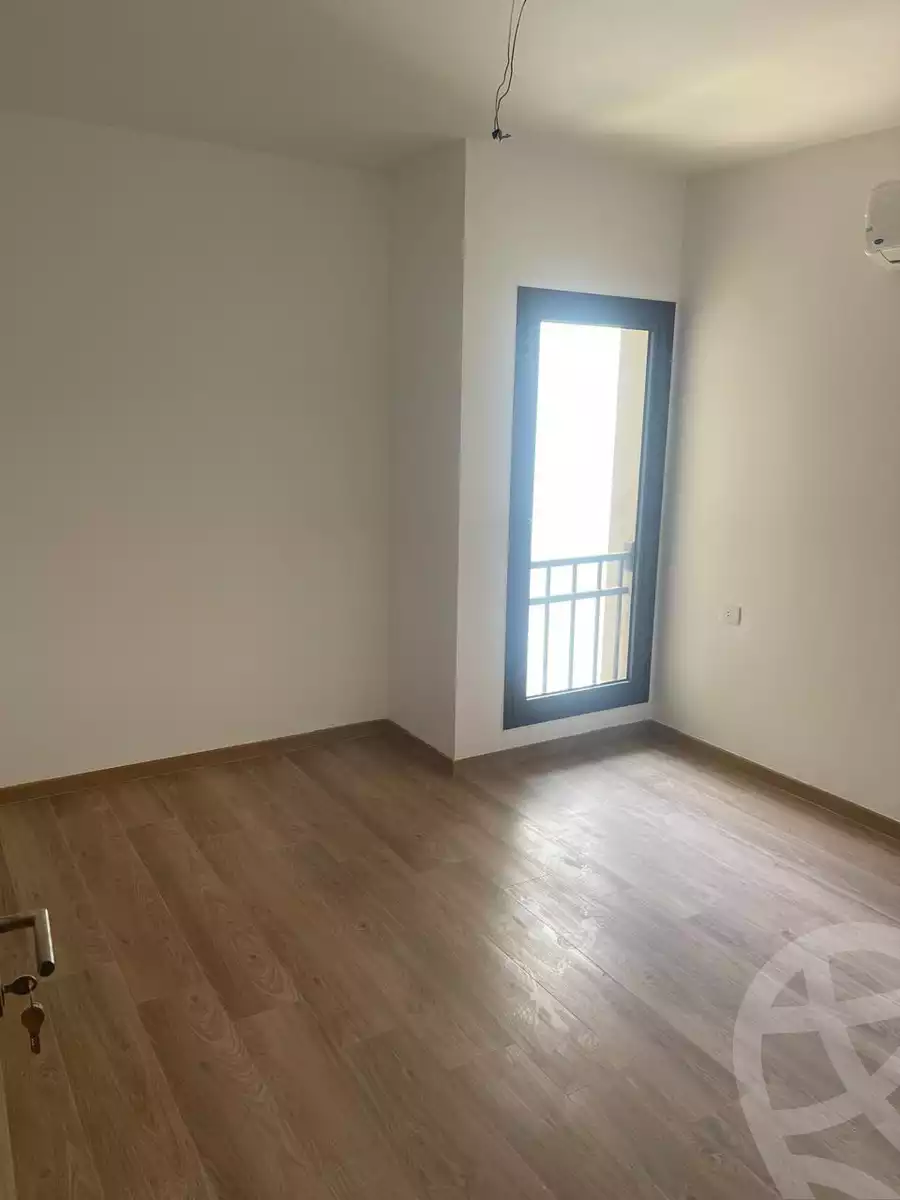 https://aqarmap.com.eg/ar/listing/6241781-for-rent-cairo-new-cairo-compounds-fifth-square
