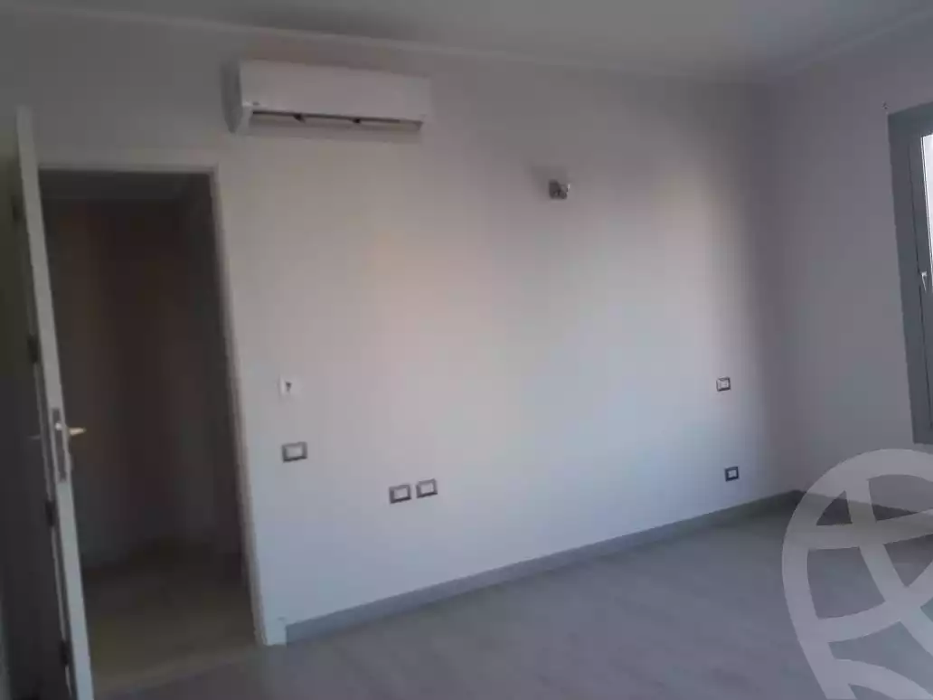 https://aqarmap.com.eg/ar/listing/6242184-for-sale-cairo-new-cairo-compounds-kmbwnd-fyldj-jyt-blm-hylz