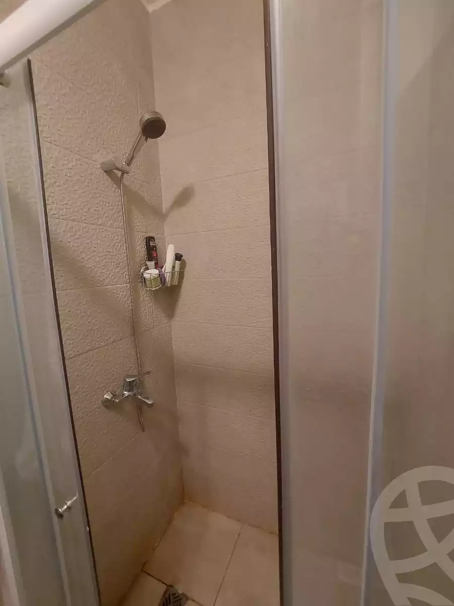 https://aqarmap.com.eg/ar/listing/6242321-for-rent-cairo-new-cairo-compounds-fifth-square