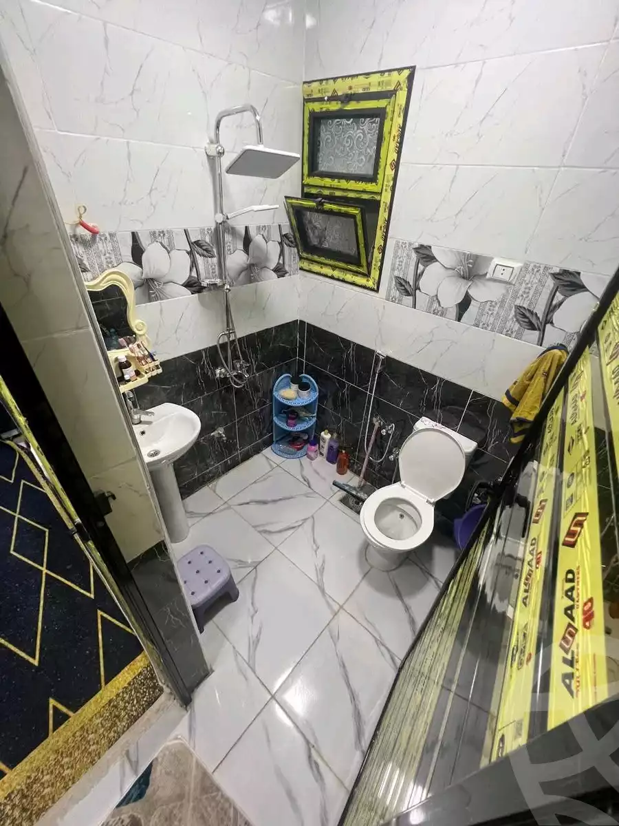 https://aqarmap.com.eg/en/listing/6242792-for-sale-qalyubia-shubra-el-khaima-om-bayoumi