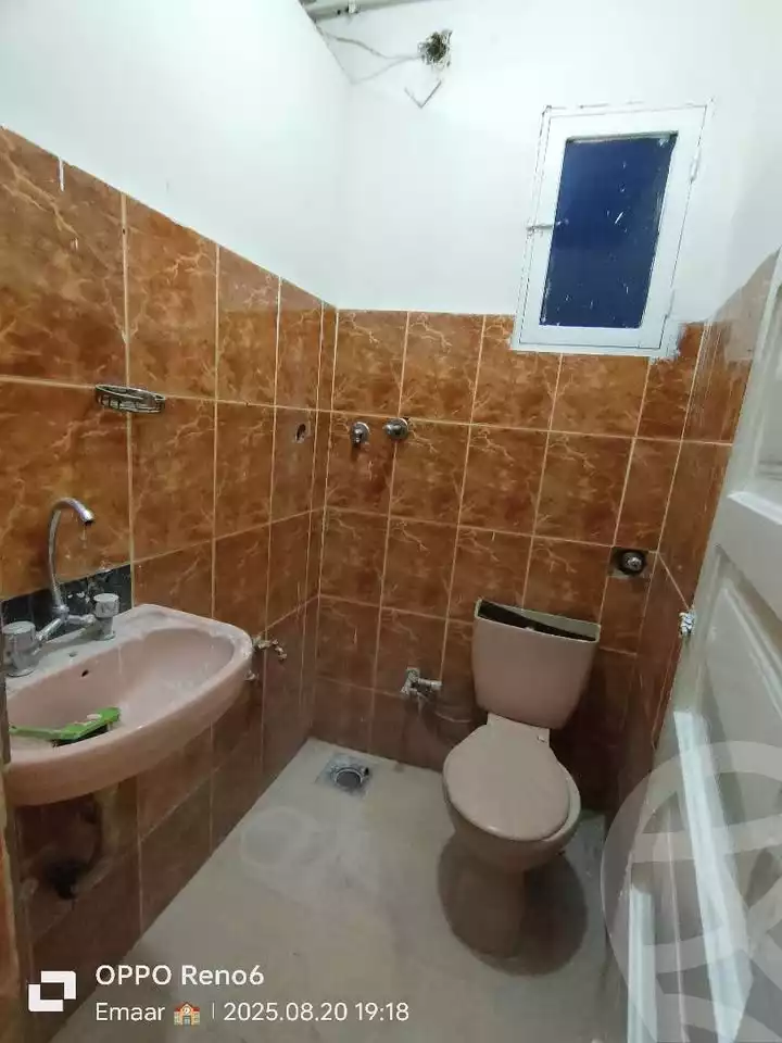 https://aqarmap.com.eg/en/listing/6242866-for-sale-qalyubia-shubra-el-khaima-om-bayoumi