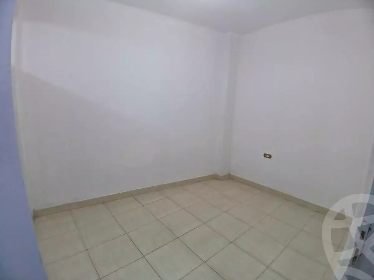 https://aqarmap.com.eg/ar/listing/6243548-for-sale-cairo-ain-shams-el-naam-mostafa-hafez-st