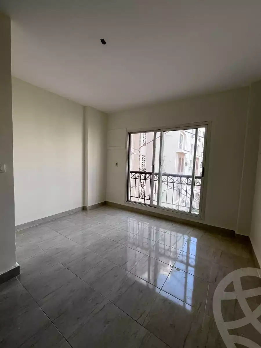 https://aqarmap.com.eg/ar/listing/6244304-for-rent-cairo-new-cairo-madinaty-first-zone-buildings-madinaty-road