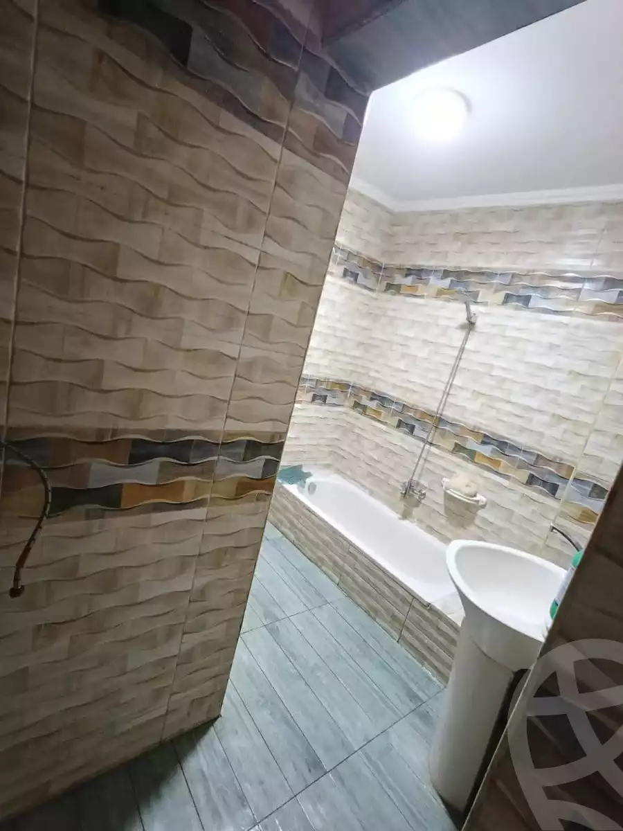 https://aqarmap.com.eg/en/listing/6244359-for-rent-cairo-helwan-hadayek-helwan-el-dawagen
