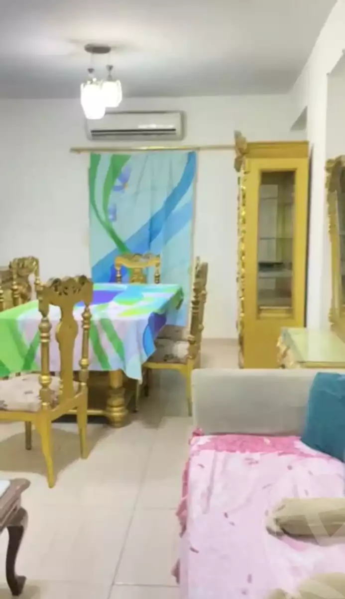 https://aqarmap.com.eg/en/listing/6244858-for-sale-cairo-el-haram-el-lebeny-soltan-khattab-st