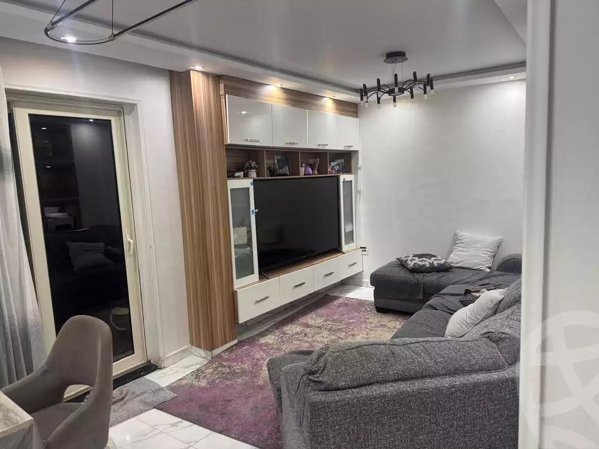 https://aqarmap.com.eg/ar/listing/6245565-for-sale-cairo-mokattam-el-hadabah-el-wosta-el-mantaqa-el-rabaa