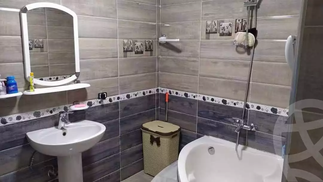 https://aqarmap.com.eg/en/listing/6246832-for-sale-cairo-ain-shams-ain-shams-el-sharkia-el-zahraa-st