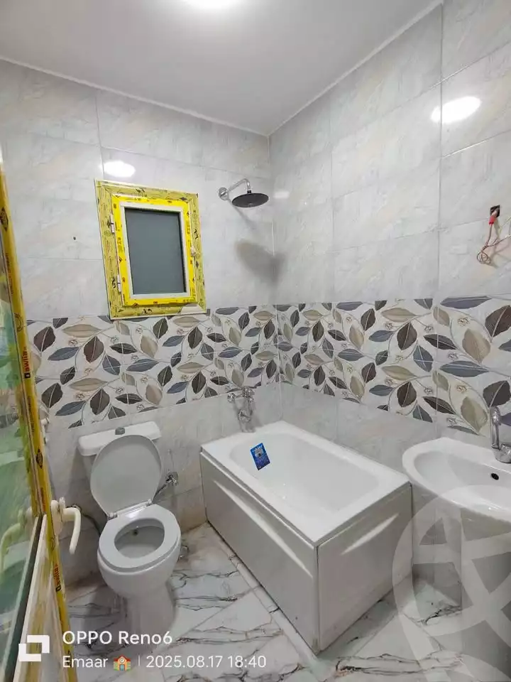 https://aqarmap.com.eg/en/listing/6246957-for-sale-qalyubia-shubra-el-khaima-om-bayoumi