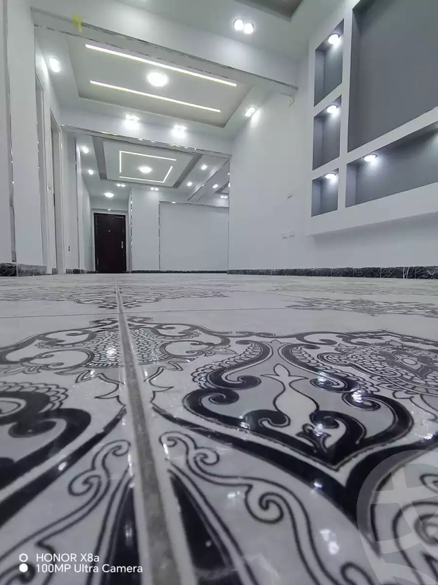 https://aqarmap.com.eg/en/listing/6250604-for-sale-cairo-helwan-helwan-el-sharkeya-heidar-st