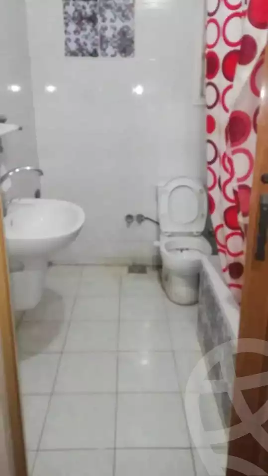 https://aqarmap.com.eg/ar/listing/6252086-for-sale-cairo-heliopolis-heliopolis-square-hussein-gad-st