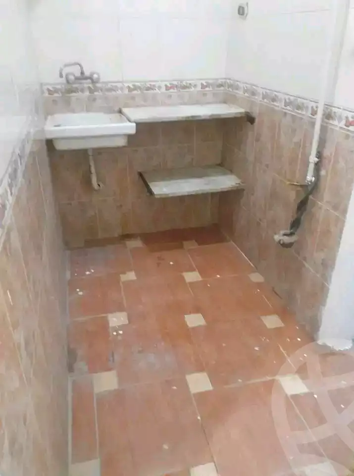 https://aqarmap.com.eg/ar/listing/6252268-for-sale-alexandria-l-jmy-el-daresa-st