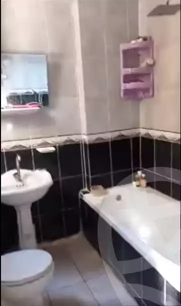 https://aqarmap.com.eg/en/listing/6252874-for-sale-alexandria-el-asafra-salman-el-farsi-st