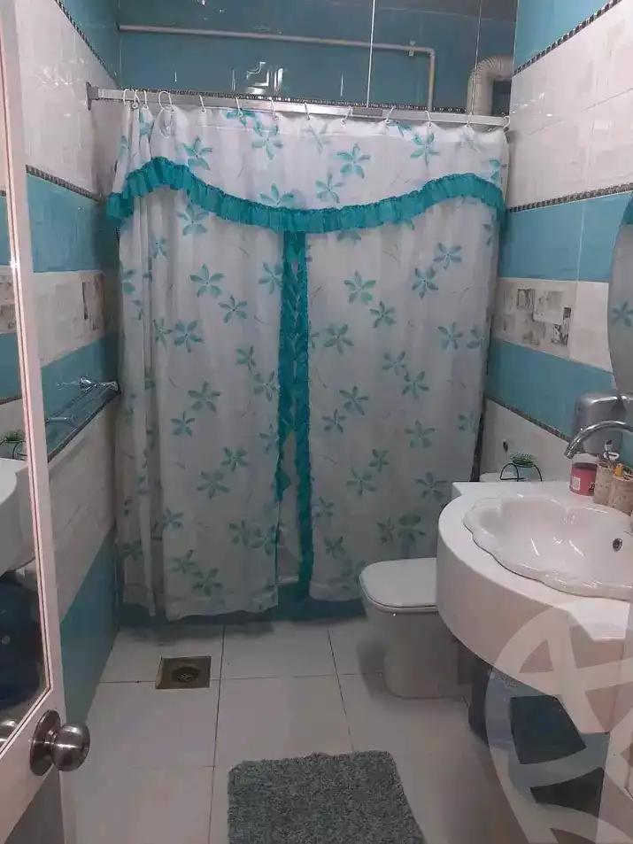https://aqarmap.com.eg/ar/listing/6253157-for-sale-cairo-ain-shams-ain-shams-el-sharkia-mostafa-hafez-st