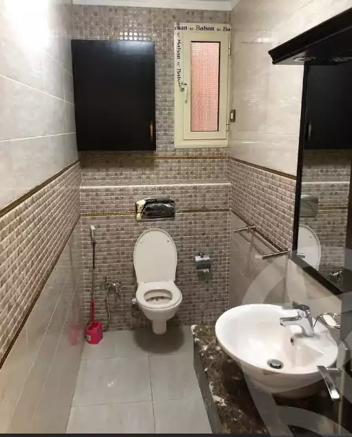 https://aqarmap.com.eg/ar/listing/6253801-for-sale-cairo-el-maadi-sarayat-el-maadi-street-16
