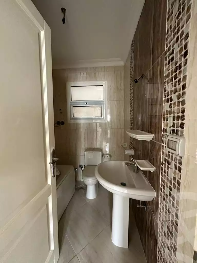 https://aqarmap.com.eg/ar/listing/6253723-for-sale-cairo-new-cairo-madinaty-tenth-zone-buildings-group-103