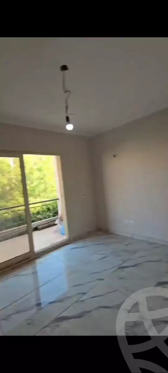 https://aqarmap.com.eg/en/listing/6254034-for-sale-cairo-el-sheikh-zayed-city-compounds-el-khamayel