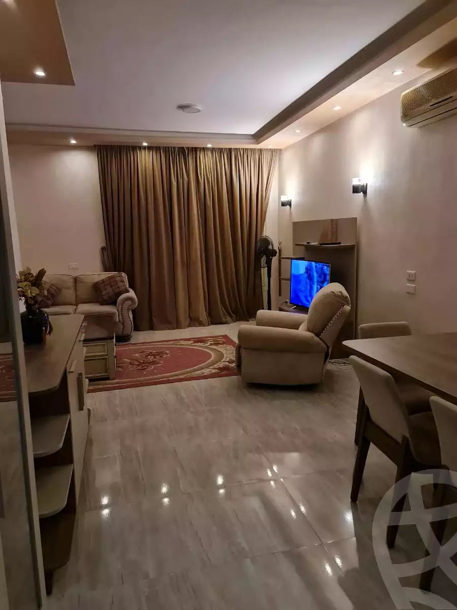 https://aqarmap.com.eg/en/listing/6254675-for-rent-cairo-el-sheikh-zayed-city-compounds-jewar