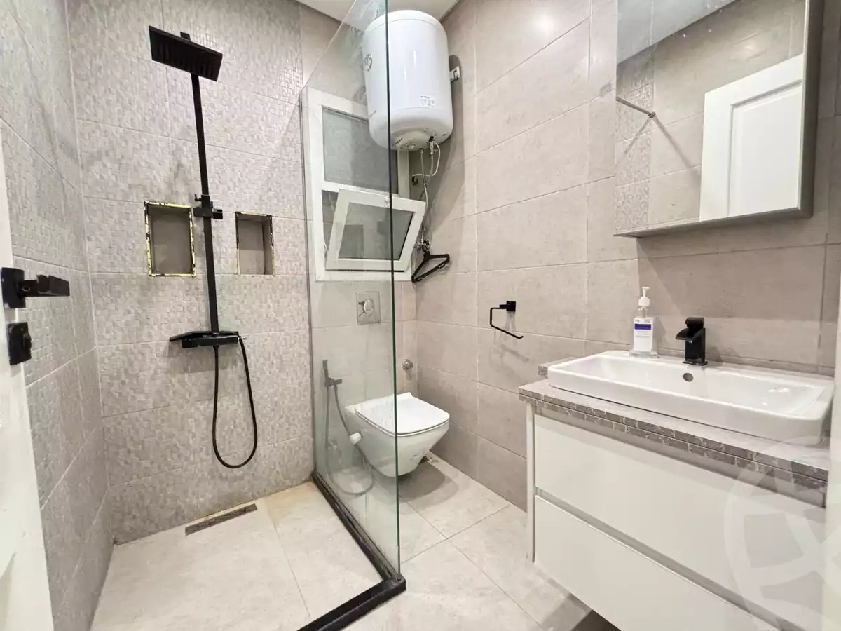 https://aqarmap.com.eg/ar/listing/6255505-for-rent-cairo-el-sheikh-zayed-city-compounds-the-courtyard