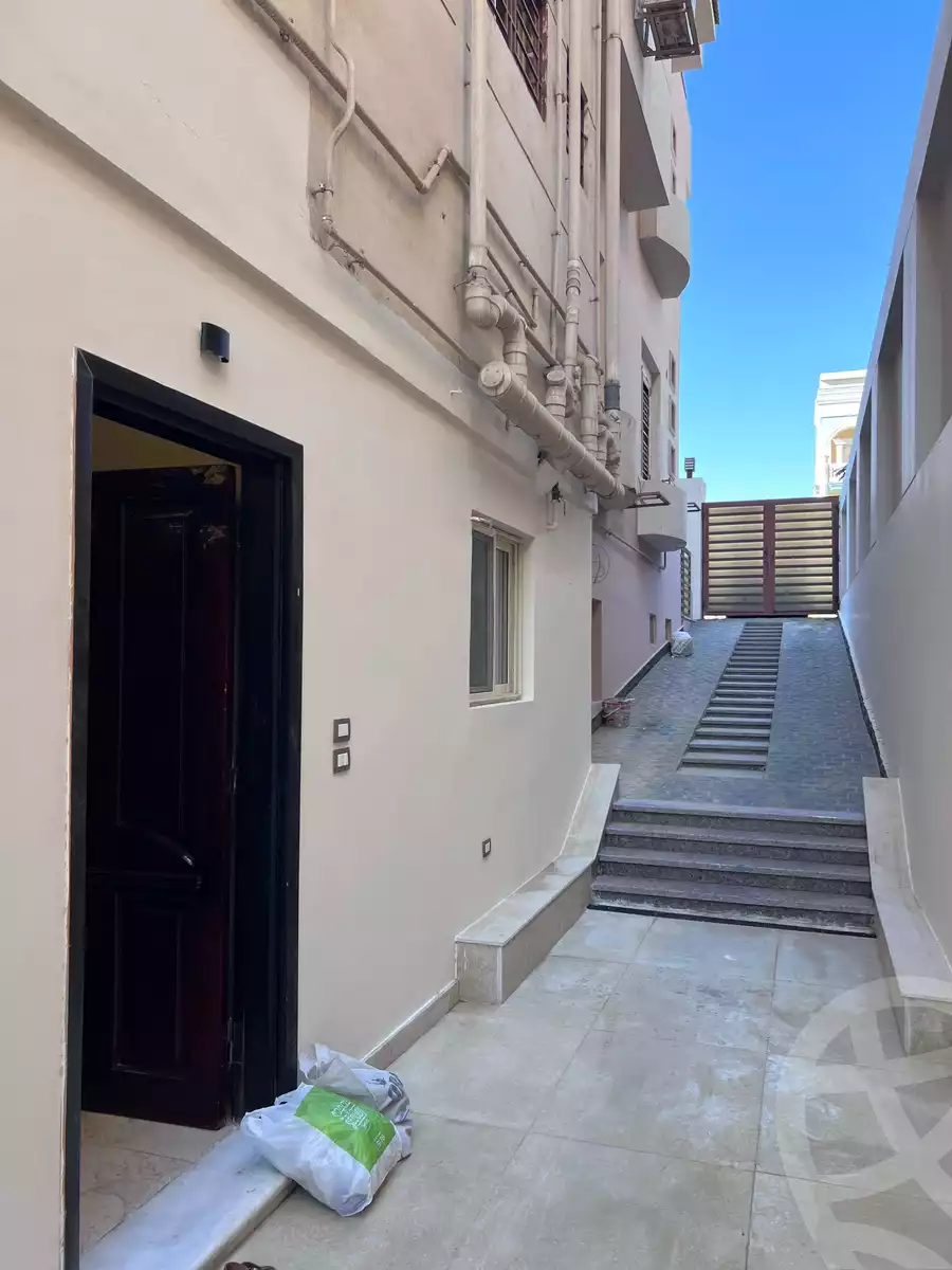 https://aqarmap.com.eg/en/listing/6256843-for-rent-cairo-new-cairo-ganob-el-akadamiya-south-academy-o-doctor-abd-el-halim-mahmoud-st