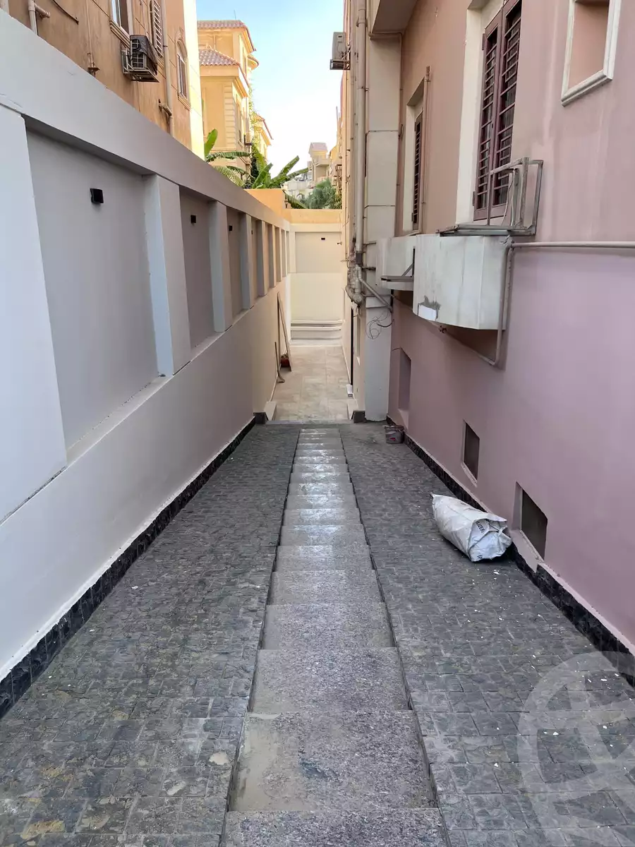 https://aqarmap.com.eg/en/listing/6256843-for-rent-cairo-new-cairo-ganob-el-akadamiya-south-academy-o-doctor-abd-el-halim-mahmoud-st