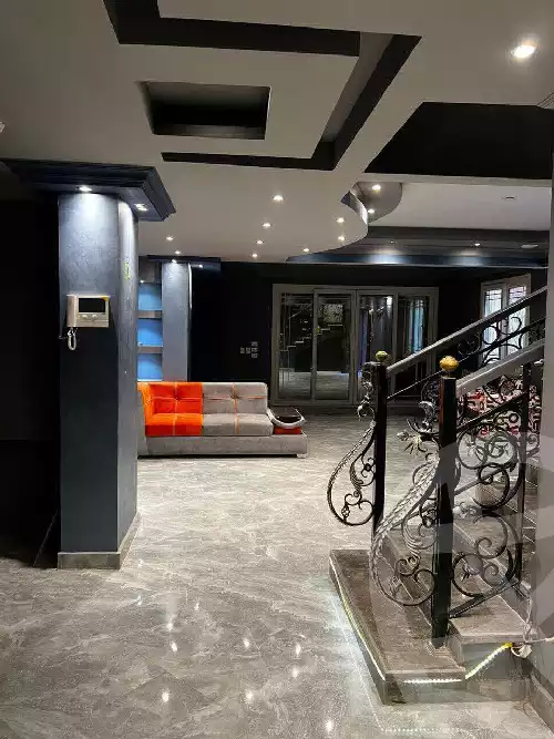 https://aqarmap.com.eg/en/listing/6257640-for-rent-cairo-new-cairo-el-ahyaa-third-neighborhood-street-10
