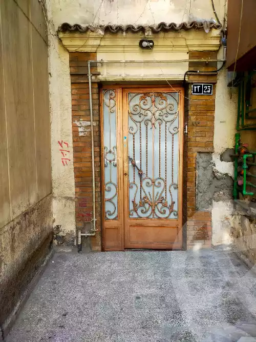 https://aqarmap.com.eg/ar/listing/6233058-for-sale-alexandria-mntq-fr-y-blskndry-el-attarin