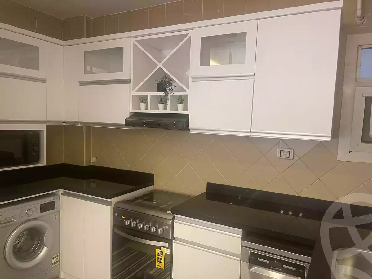 https://aqarmap.com.eg/ar/listing/6258834-for-rent-cairo-el-sheikh-zayed-city-compounds-dh-drys