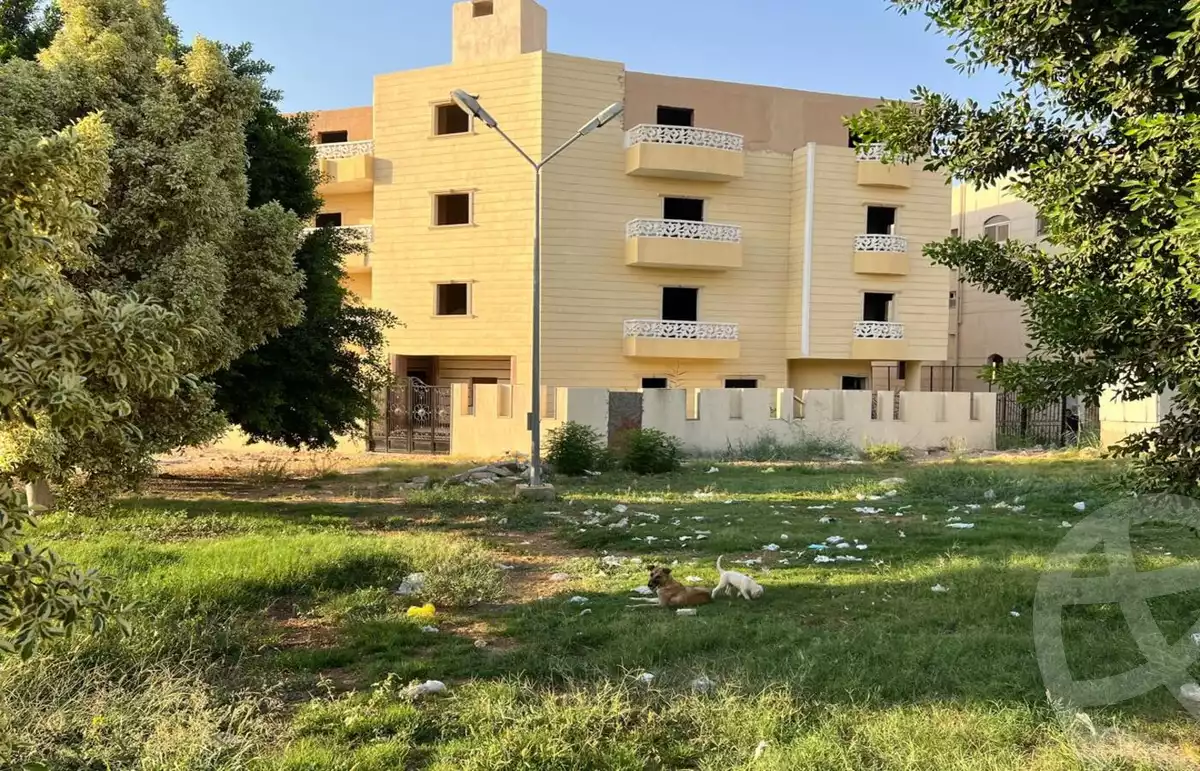 https://aqarmap.com.eg/ar/listing/6259732-for-sale-cairo-el-shorouk-lhy-lthlth-grb-neighbourhood-4-el-waha-st