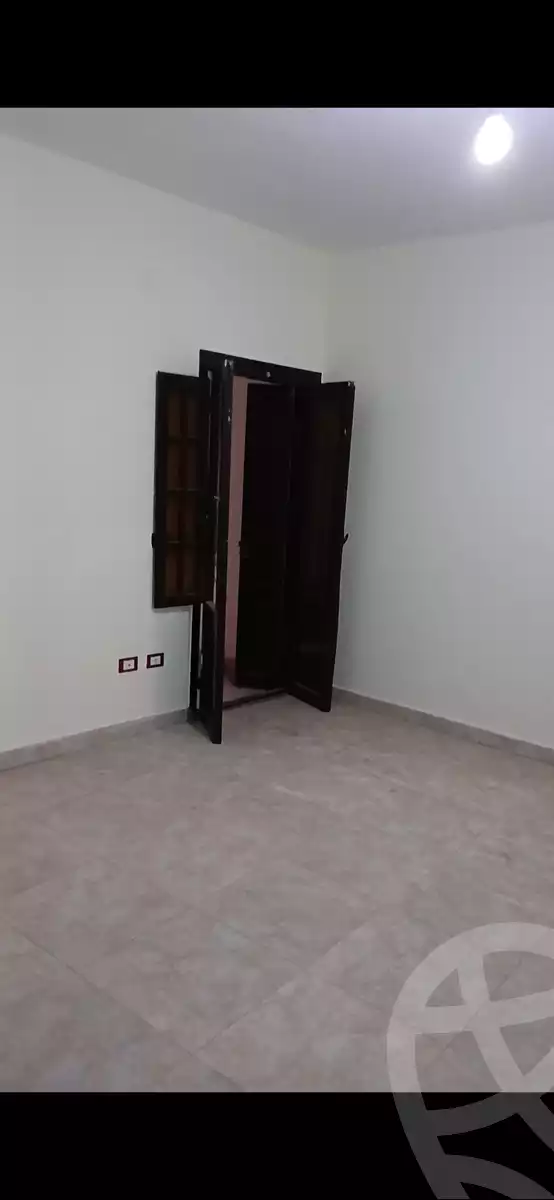 https://aqarmap.com.eg/ar/listing/6260792-for-sale-cairo-ljyz-el-warraq-kwrnysh-lwrq