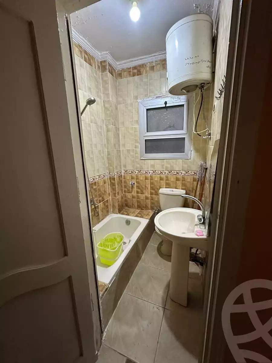 https://aqarmap.com.eg/ar/listing/6260889-for-rent-alexandria-l-jmy-el-hanouvel-hussein-waly-st