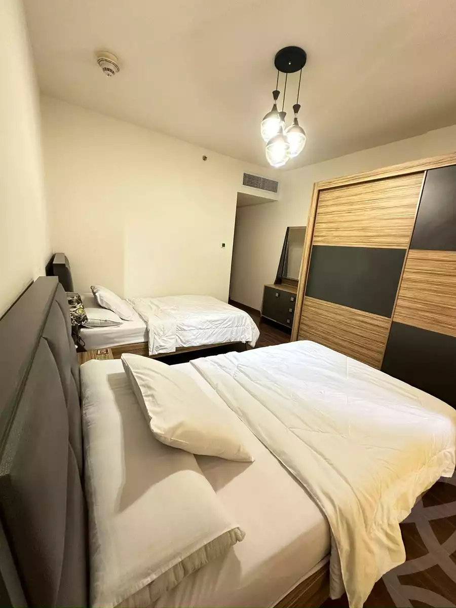 https://aqarmap.com.eg/ar/listing/6261128-for-rent-cairo-new-cairo-compounds-porto-cairo-mall